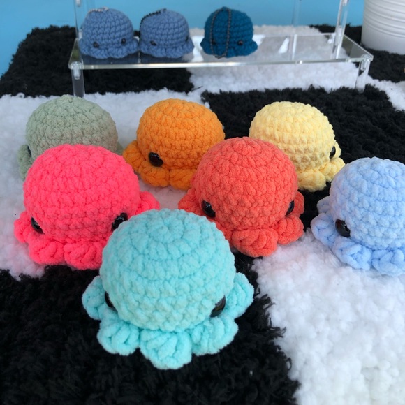 (Random bundle of 4) Chunky Octo’s - Picture 3 of 7